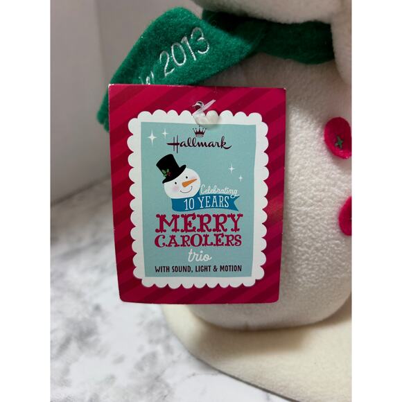 Hallmark Merry Carolers Trio Sound Light Motion 2013 We Wish You A Merry XMAS - Picture 4 of 11